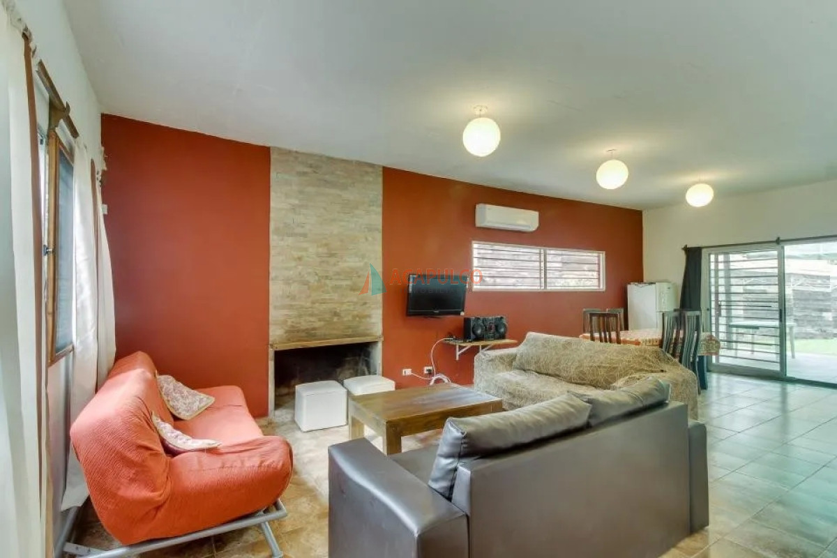 Casa Ref.2750 - SOLANAS CASA 3 DORMITORIOS, 2 BAÑOS, PARRILLERO, PISCINA 