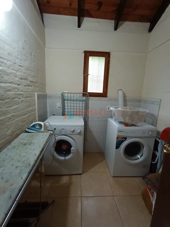 Casa Ref.2105/CASA-VENTA-PUNTA-DEL-ESTE---3-DORMITORIOS-PISCINA - CASA VENTA PUNTA DEL ESTE   3 DORMITORIOS PISCINA