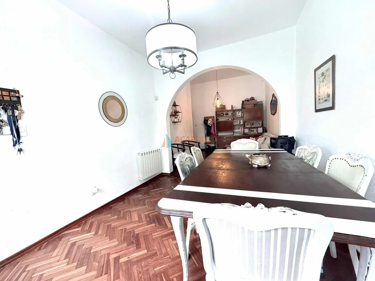 Casa Ref.6204 - Venta casa 2 dormitorios 2 baños garaje en La Blanqueada