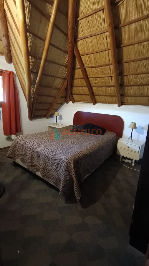 Casa Ref.2443 - Casa en Balneario Buenos Aires, 4 dormitorios 