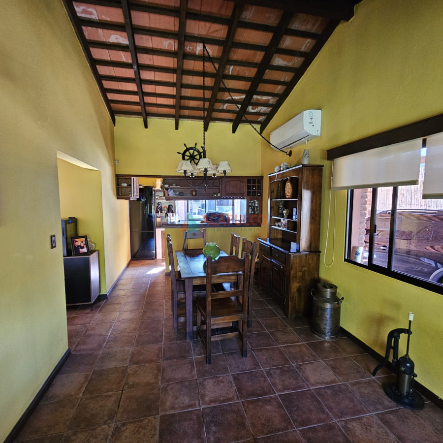 Casa Ref.2564/Casa-en-Jardines-de-Cordoba,-3-dormitorios-* - Casa en Jardines de Cordoba, 3 dormitorios *