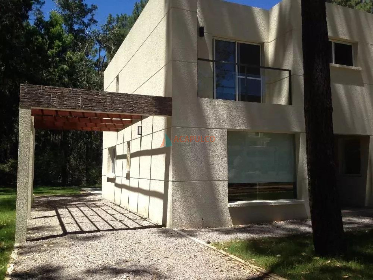 Casa Ref.3500/COMPLEJO-SOLANAS-CASA-DE-4-DORMITORIOS- - COMPLEJO SOLANAS CASA DE 4 DORMITORIOS 