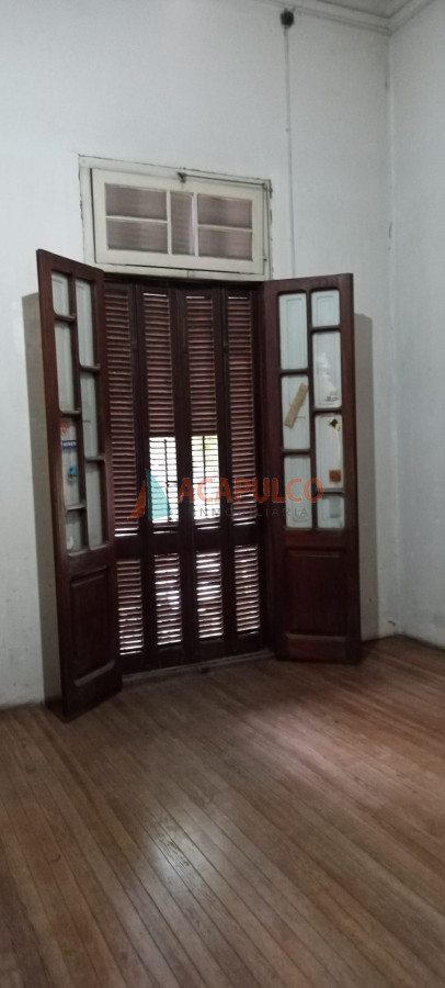 Apartamento ID.4741 - Casa + 8 Apartamentos Venta - Salto Centro 