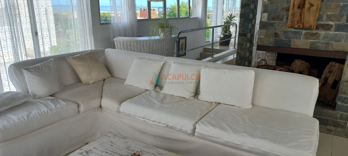 Casa Ref.4350/Casa-3-dormitorios-y-2-baños,-a-metros-del-mar-con-vistas---Balneario-Buenos-Aires - Casa 3 dormitorios y 2 baños, a metros del mar con vistas - Balneario Buenos Aires