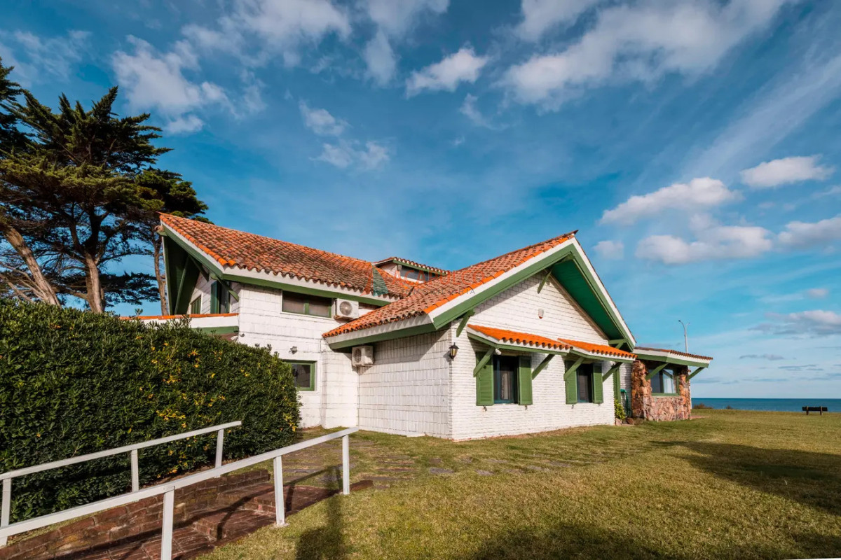 Casa ID.2100 - PLAYA MANSA VISTA AL MAR 