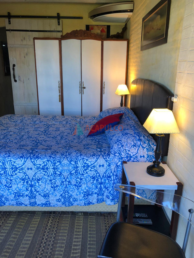 Casa ID.2044 - Casa en Mansa, 6 dormitorios  - piscina climatizada