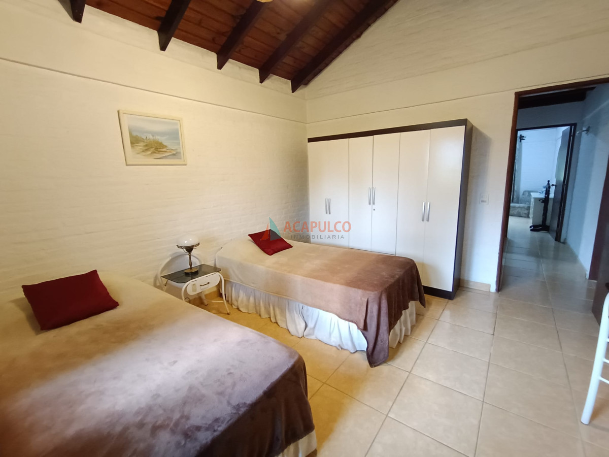 Casa Ref.2105/CASA-VENTA-PUNTA-DEL-ESTE---3-DORMITORIOS-PISCINA - CASA VENTA PUNTA DEL ESTE   3 DORMITORIOS PISCINA