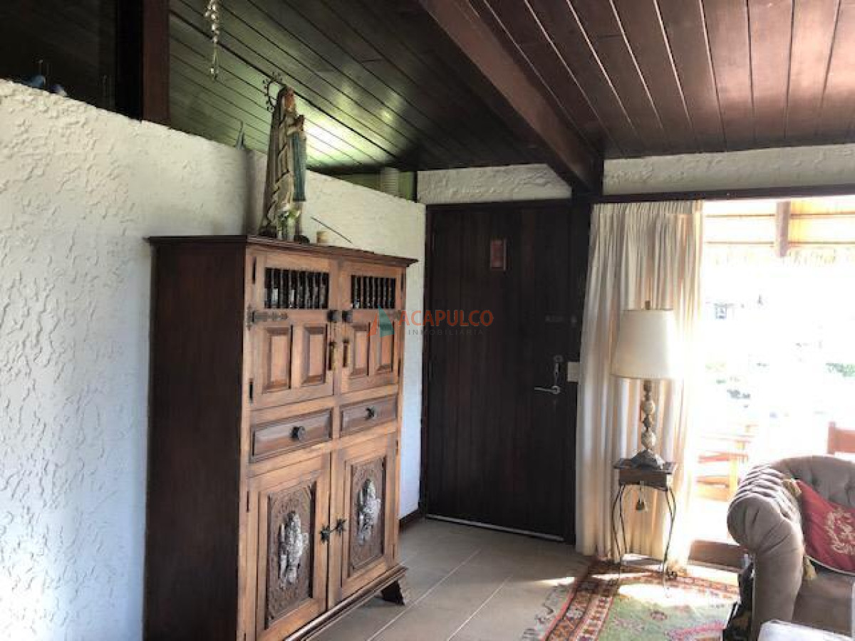 Casa ID.2044 - Casa en Mansa, 6 dormitorios  - piscina climatizada