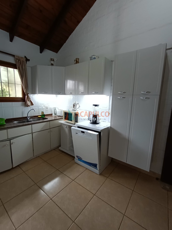 Casa Ref.2105/CASA-VENTA-PUNTA-DEL-ESTE---3-DORMITORIOS-PISCINA - CASA VENTA PUNTA DEL ESTE   3 DORMITORIOS PISCINA