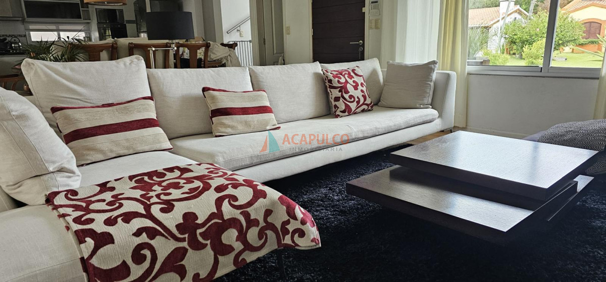 Casa Ref.6158/Casa-3-dormitorios-en-suite---Mansa - Casa 3 dormitorios en suite - Mansa