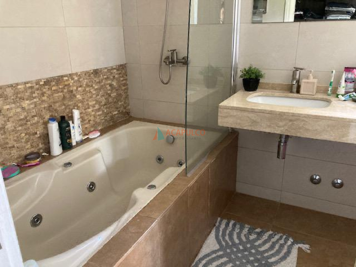 Casa Ref.6158/Casa-3-dormitorios-en-suite---Mansa - Casa 3 dormitorios en suite - Mansa