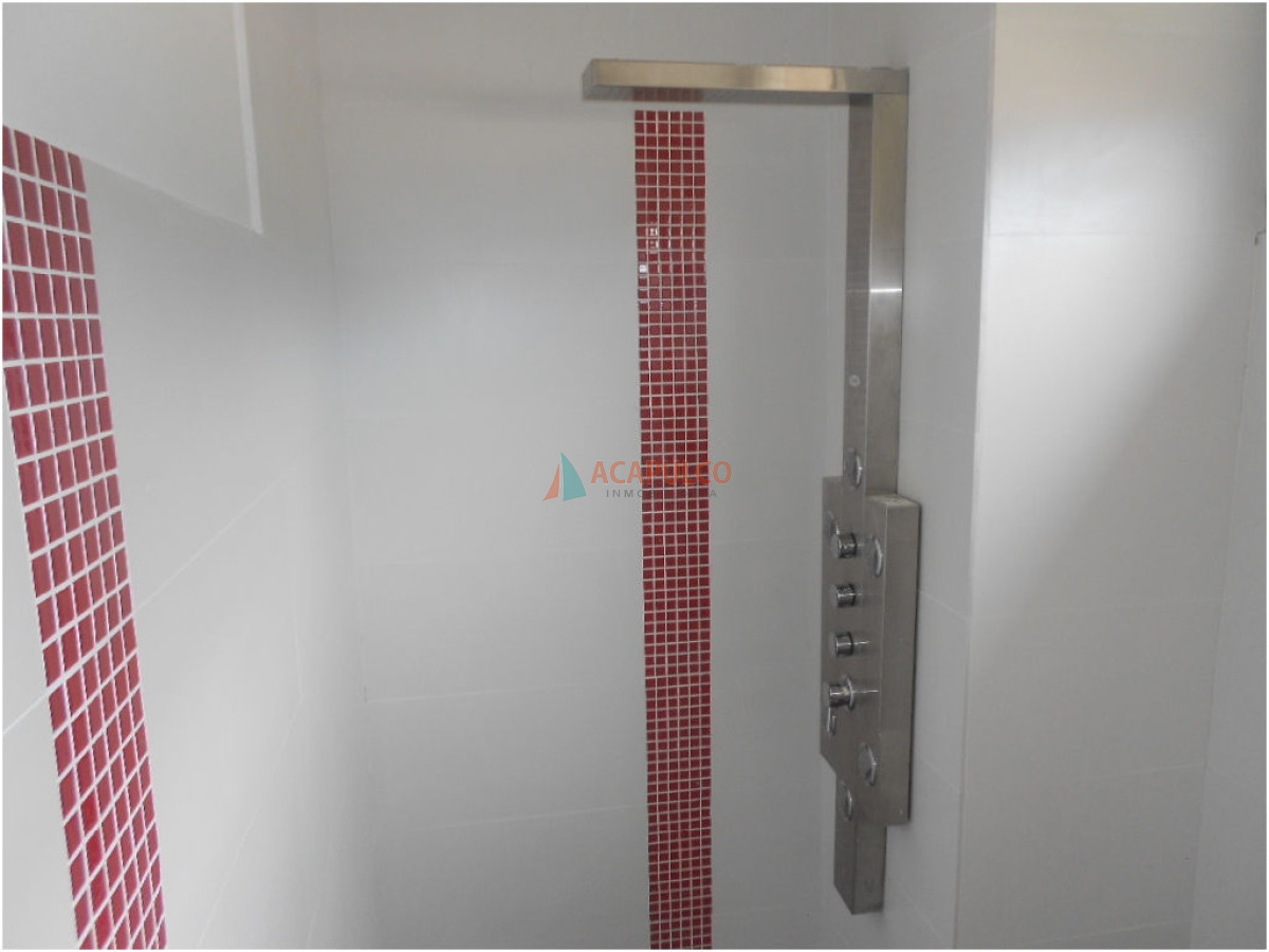 Casa Ref.2241/V-I-S-T-A---A-L---M-A-R-----Alquiler-anual-pago-por-adelantado-minimo-6-meses - VISTA  AL  MAR - 
