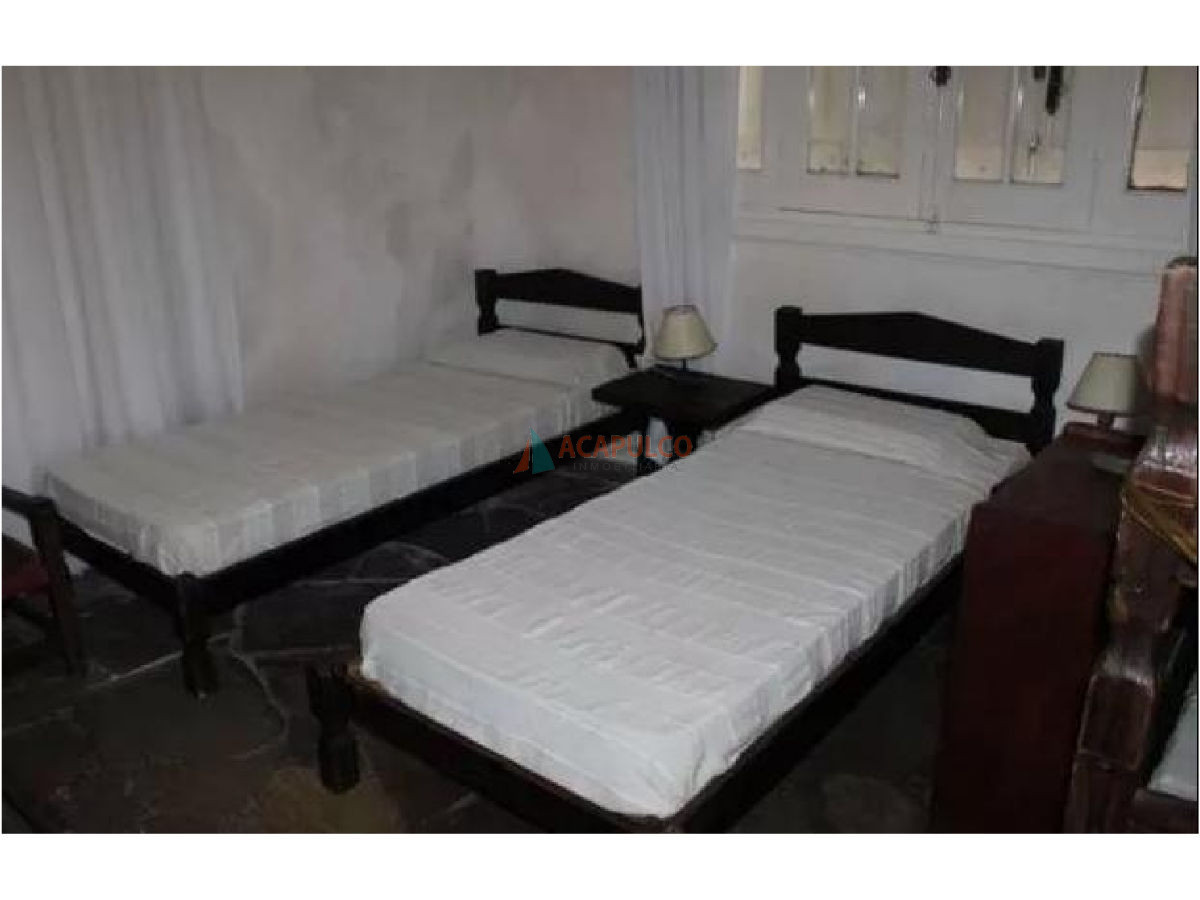 Casa ID.2054 - Casa en Peninsula, 4 dormitorios *