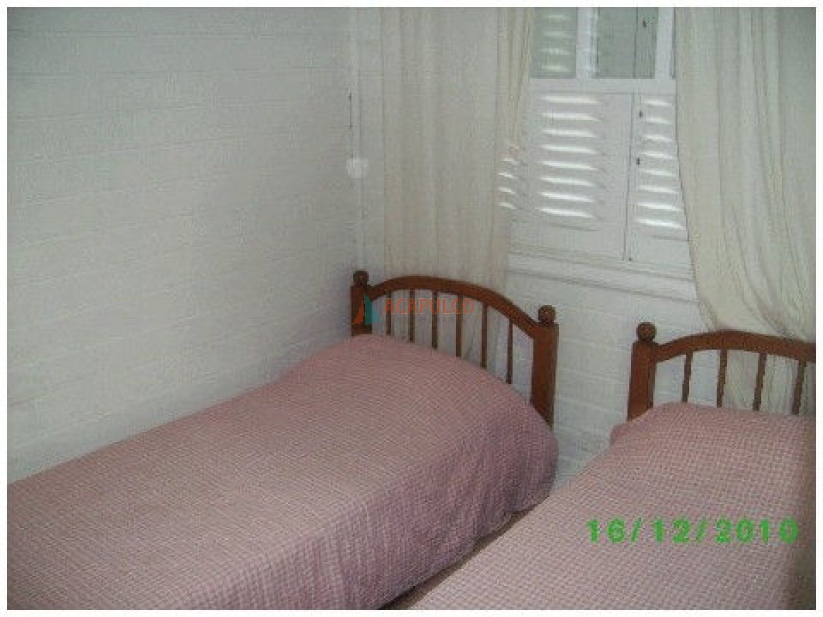 Casa Ref.2434/css/css/js/swipebox/swipebox.css - Casa en Balneario Buenos Aires, 4 dormitorios *