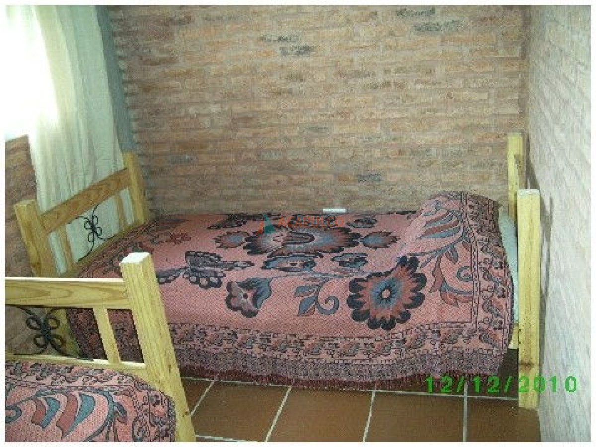 Casa Ref.2434/css/custom/js/css/owl.carousel.min.css - Casa en Balneario Buenos Aires, 4 dormitorios *