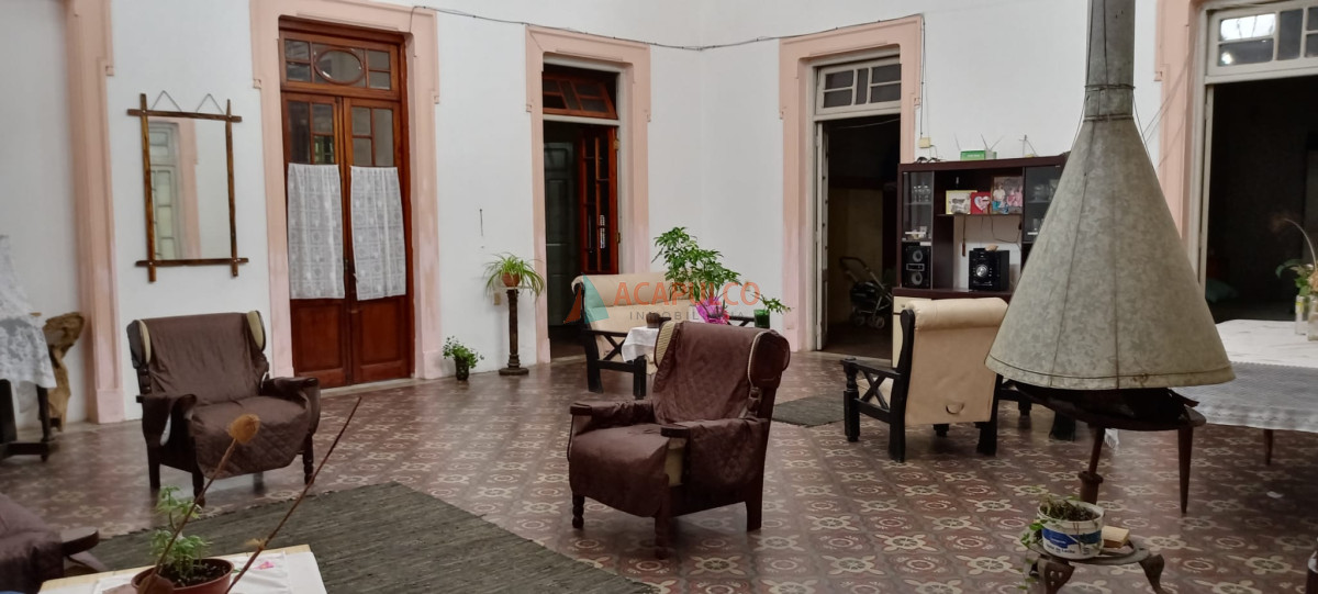 Apartamento ID.4741 - Casa + 8 Apartamentos Venta - Salto Centro 