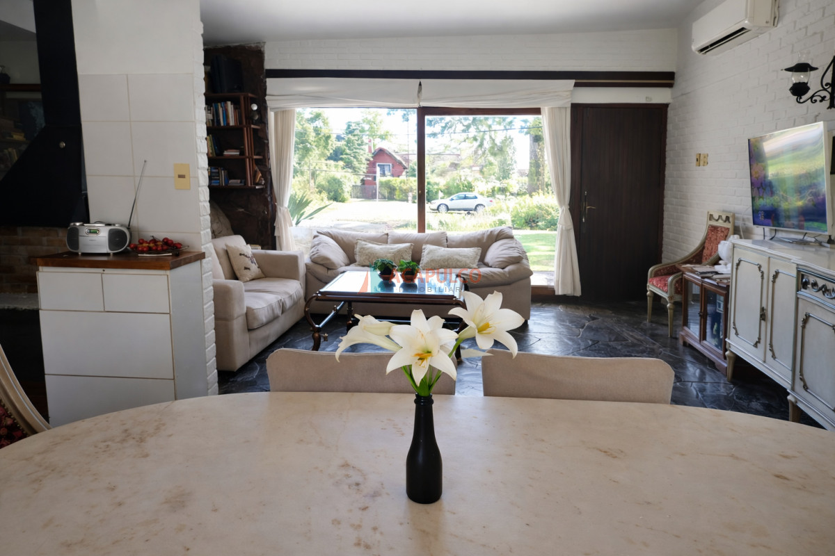 Casa ID.2446 - CASA EN PINARES A 300 METROS DEL MAR