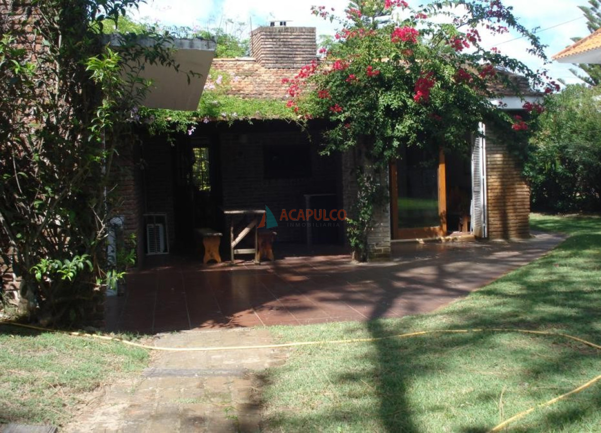 Apartamento ID.6253 - Casa hasta 10 personas Aidy grill Punta del Este Alquiler de temporada 