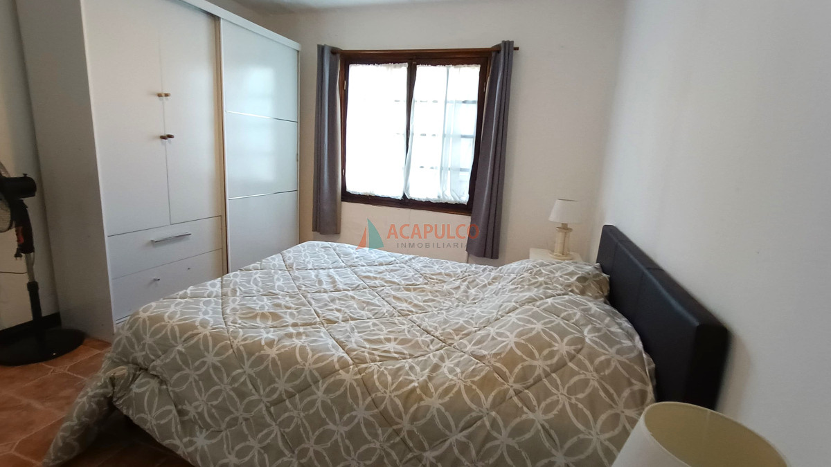 Casa Ref.2459 - Venta de cómoda casa en La Barra - 3 dormtiorios y 2 baños