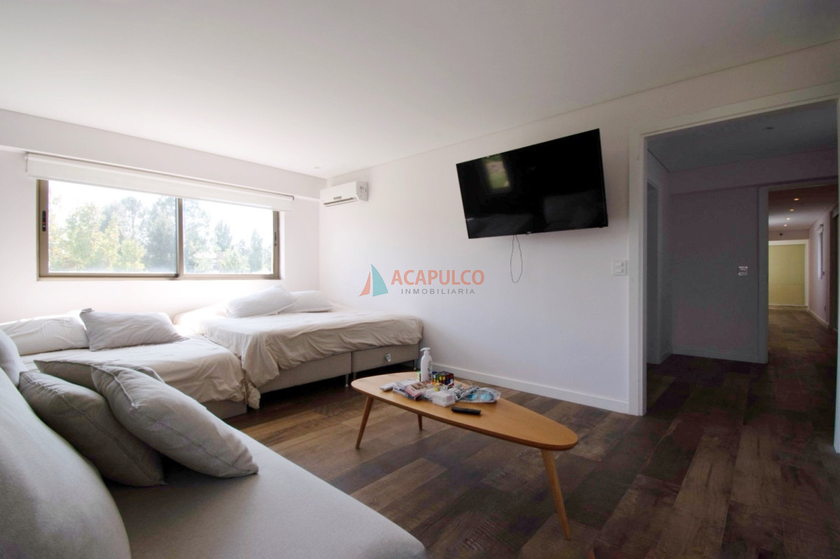 Casa ID.5539 - Venta Casa Barrio Privado  4 dormitorios, barbacoa cerrada, piscina climatizada, jacuzzi, sauna y gimnasio