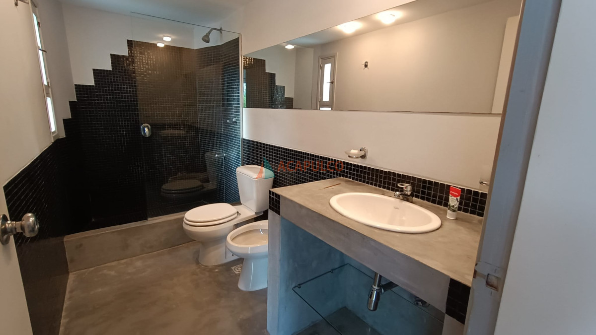 Casa Ref.2330 - CASA EN ALQUILER ZONA PINARES A 500 METROS DEL MAR