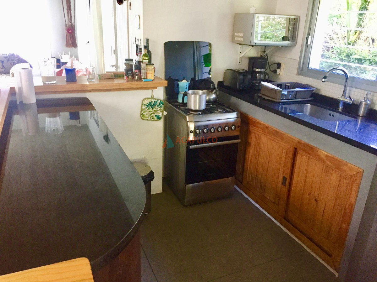 Casa Ref.2749/ALQUILER-EXCELENTE-PROPIEDAD-LA-BARRA-3-dormitorios-Aire-acondicionado-alarma- - ALQUILER EXCELENTE PROPIEDAD LA BARRA 3 dormitorios Aire acondicionado alarma 