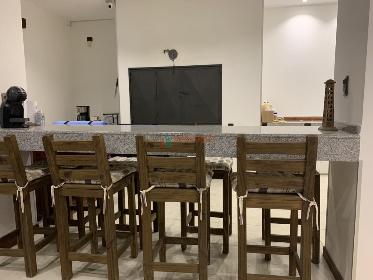 Casa ID.6385 - Casa en Pinares - 4 Dormitorios 4 Baños