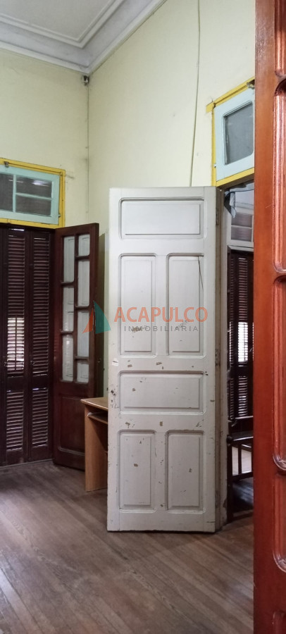 Apartamento ID.4741 - Casa + 8 Apartamentos Venta - Salto Centro 