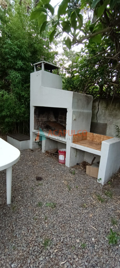 Casa Ref.2330 - CASA EN ALQUILER ZONA PINARES A 500 METROS DEL MAR