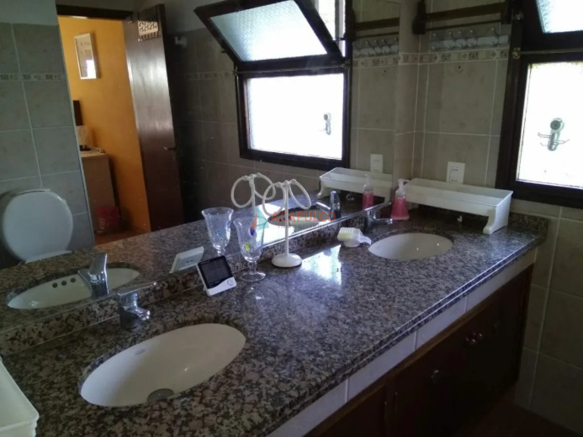 Casa Ref.4141 - Se vende gran Cabaña en Altos del Pinar