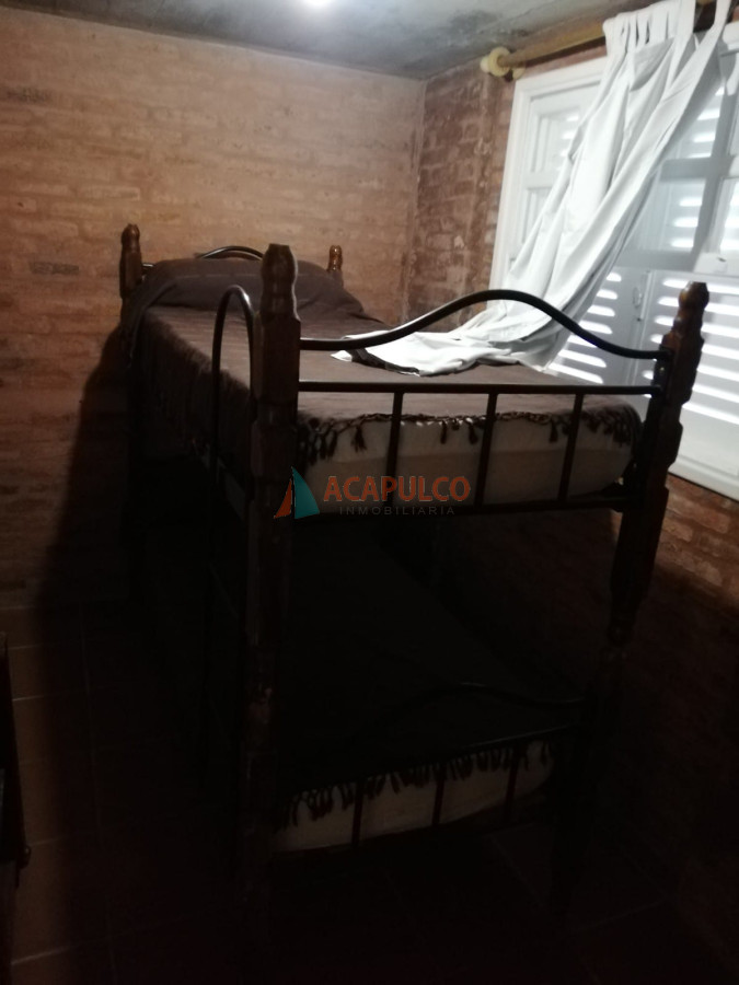 Casa Ref.2434/Casa-en-Balneario-Buenos-Aires,-4-dormitorios-* - Casa en Balneario Buenos Aires, 4 dormitorios *