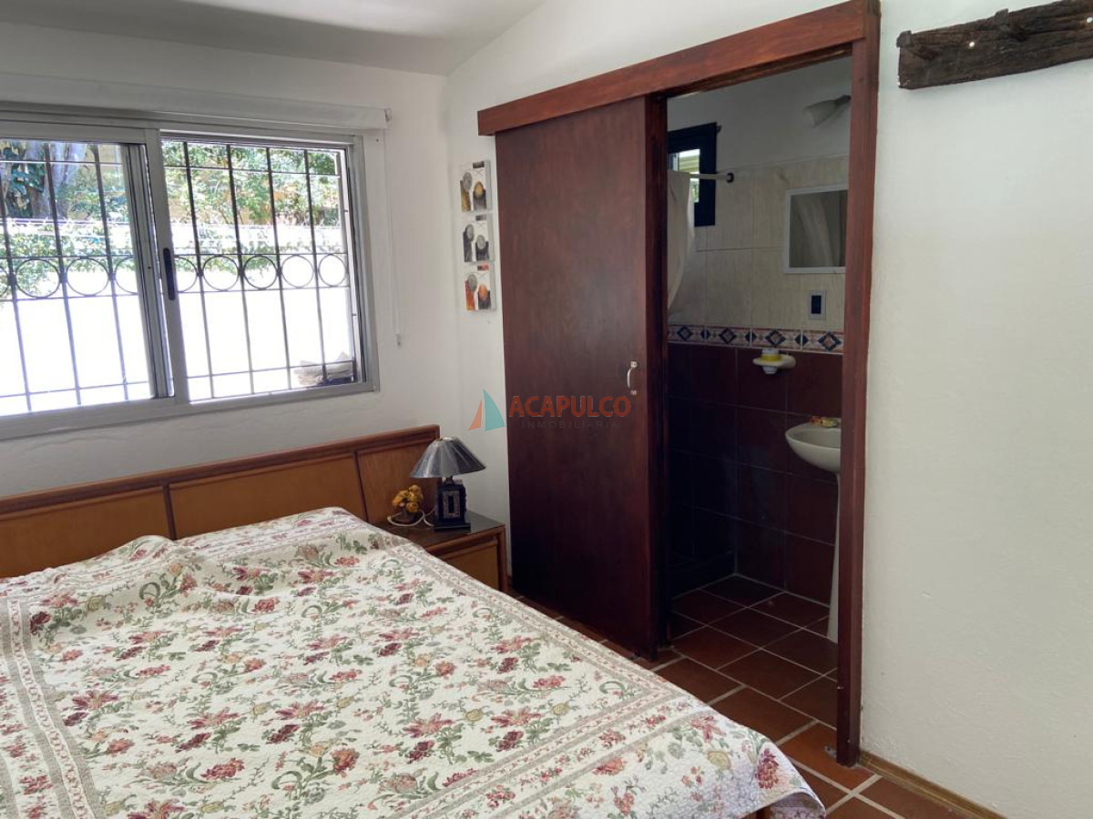 Casa Ref.2543/EXCELENTE-ZONA-MANSA,-A-300-MTS-DEL-MAR. - EXCELENTE ZONA MANSA, A 300 MTS DEL MAR.