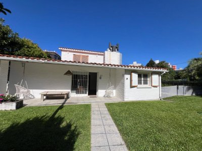 CASA ALQUILER VERANO AIDY GRILL, 3 DORM, PISCINA