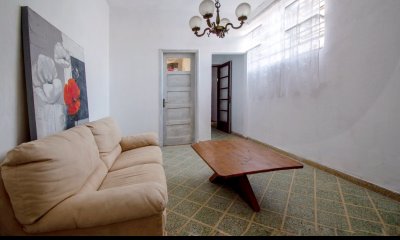Venta casa 3 dormitorios garaje fondo La Blanqueada