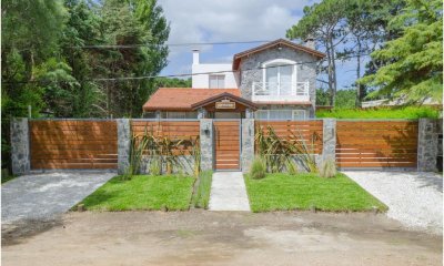 CASA A LA VENTA EN RINCON DEL INDIO