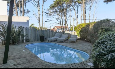 EXCELENTE CASA A LA VENTA EN EL MEJOR PUNTO DE MONTOYA.