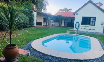 VENTA CASA - más apartamento de huéspedes - piscina - Mansa - Punta del Este