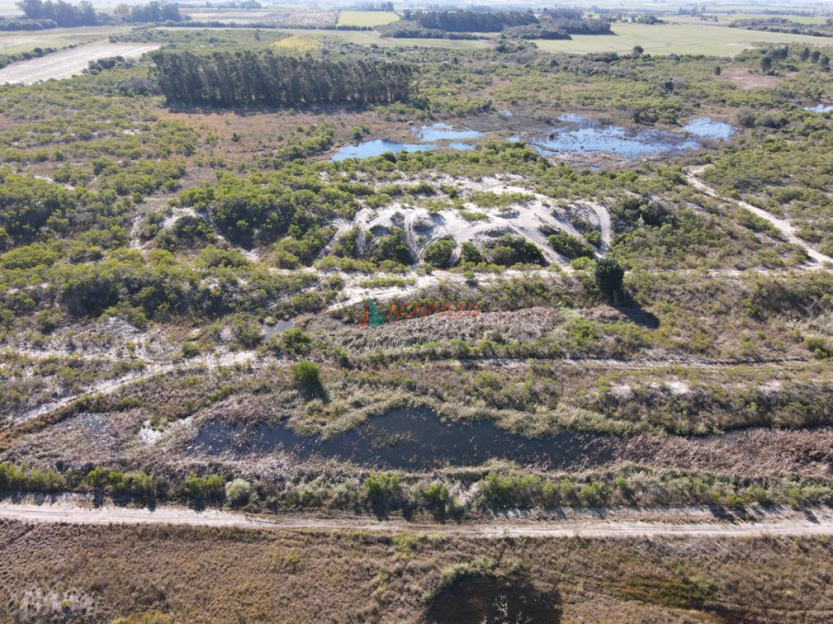 Chacra Ref.5739 - Venta Chacra 5 hectáreas en Juan Lacaze, con playa propia! 