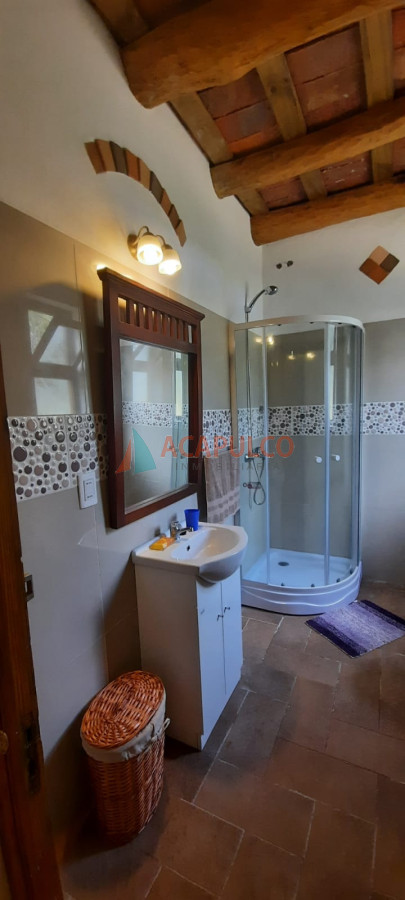 Chacra ID.4219 - Alquiler de Hermosa Chacra en José Ignacio - 7 Dormitorios  - Piscina- Campo - cabalgatas