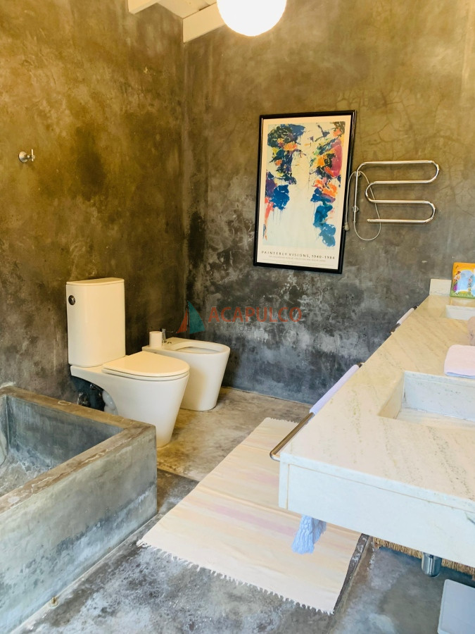 Chacra Ref.4615 - Chacra en venta con casa y piscina - Manantiales