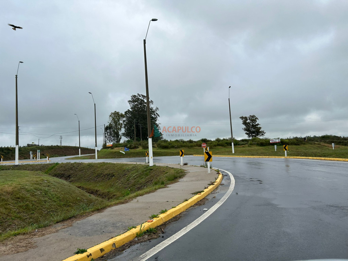 Chacra Ref.5961 - Venta terreno en intersección Ruta 1 y Ruta 54 