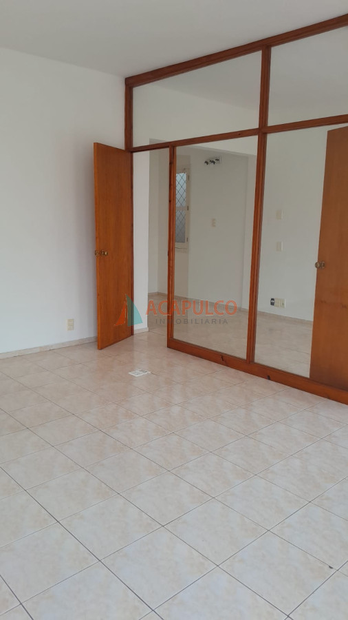 Local Comercial ID.6280 - ALQUILER LOCAL COMERCIAL PUNTA DEL ESTE