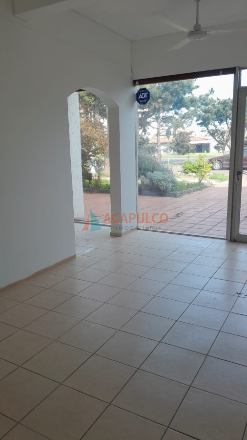 Local Comercial ID.6280 - ALQUILER LOCAL COMERCIAL PUNTA DEL ESTE