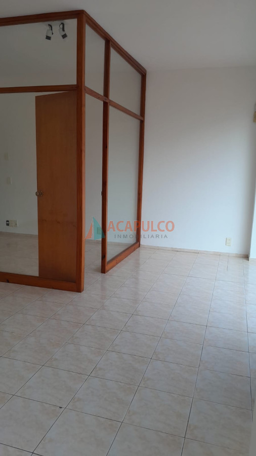 Local Comercial ID.6280 - ALQUILER LOCAL COMERCIAL PUNTA DEL ESTE