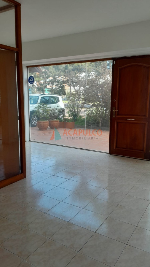 Local Comercial ID.6280 - ALQUILER LOCAL COMERCIAL PUNTA DEL ESTE