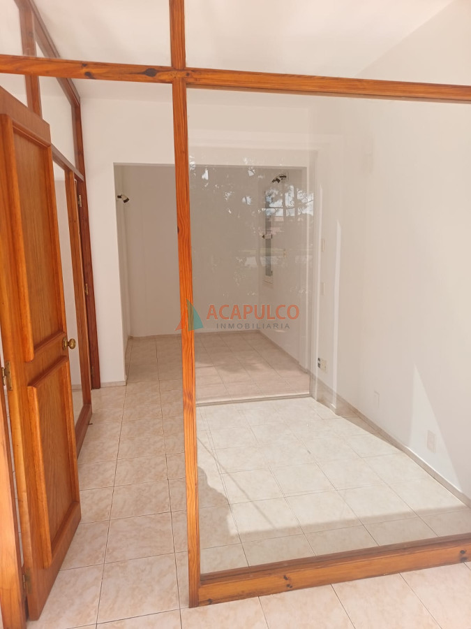 Local Comercial ID.6280 - ALQUILER LOCAL COMERCIAL PUNTA DEL ESTE