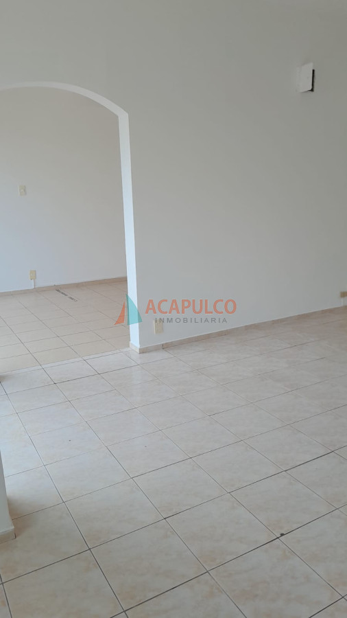 Local Comercial ID.6280 - ALQUILER LOCAL COMERCIAL PUNTA DEL ESTE