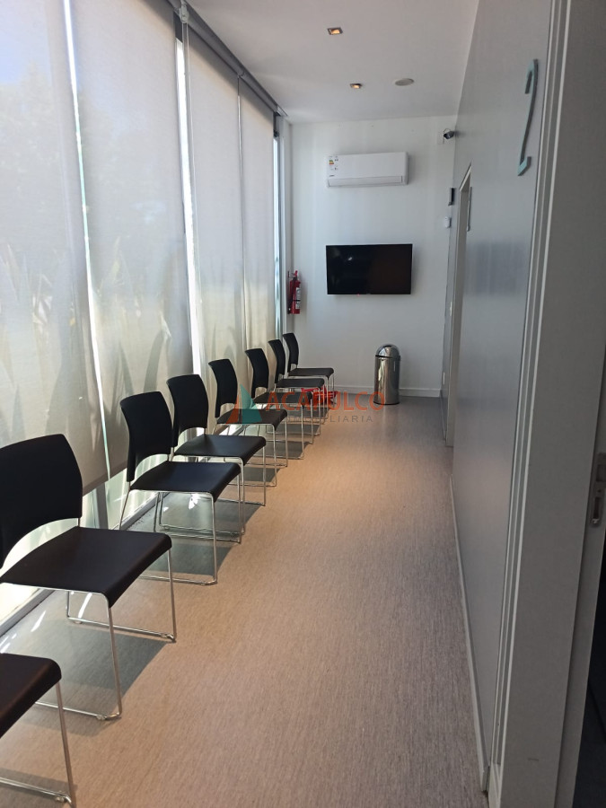 Local Ref.6315 - VENTA Y ALQUILER LOCAL CONSULTORIOS OFICINAS CLÍNICA EN EN PUNTA DEL ESTE 