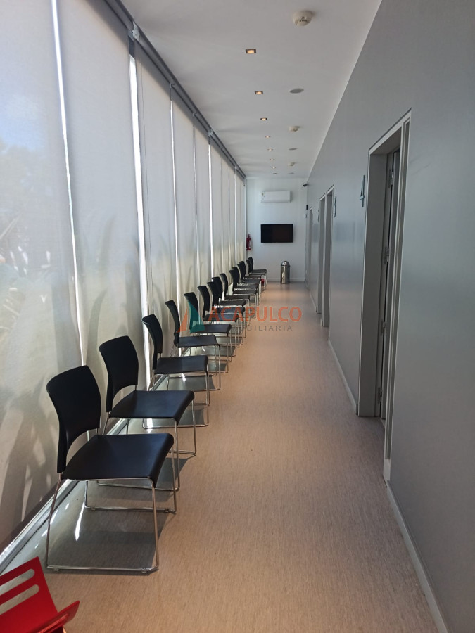 Local Ref.6315 - VENTA Y ALQUILER LOCAL CONSULTORIOS OFICINAS CLÍNICA EN EN PUNTA DEL ESTE 