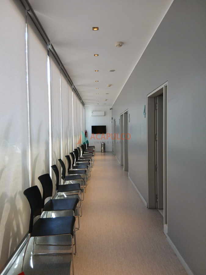 Local Ref.6315 - VENTA Y ALQUILER LOCAL CONSULTORIOS OFICINAS CLÍNICA EN EN PUNTA DEL ESTE 